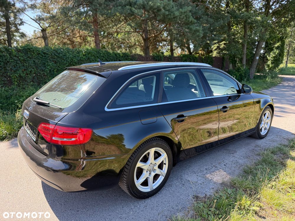 Audi A4 Avant 2.0 TDI DPF Ambition - 9