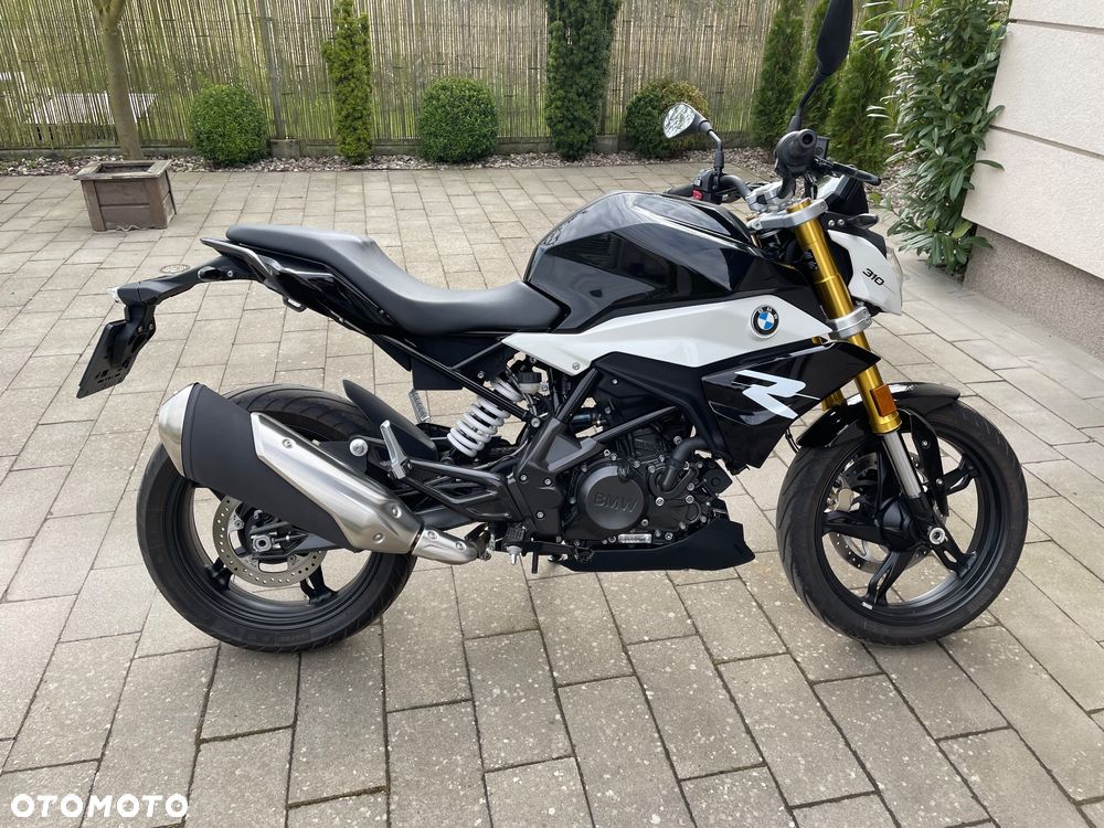 BMW G - 1