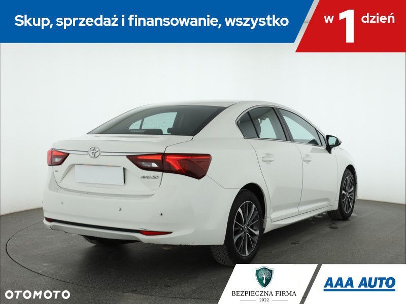 Toyota Avensis - 7