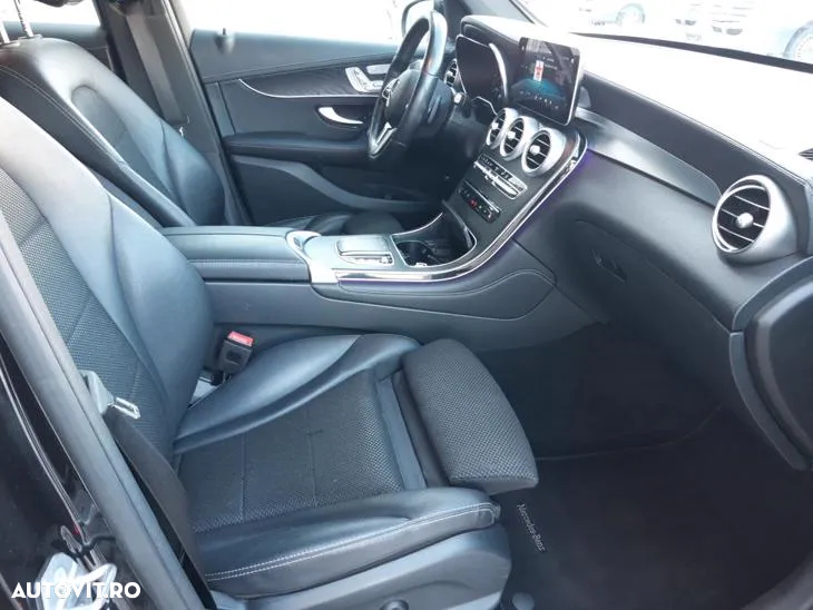Mercedes-Benz GLC Coupe 300 de 4Matic 9G-TRONIC AMG Line - 15