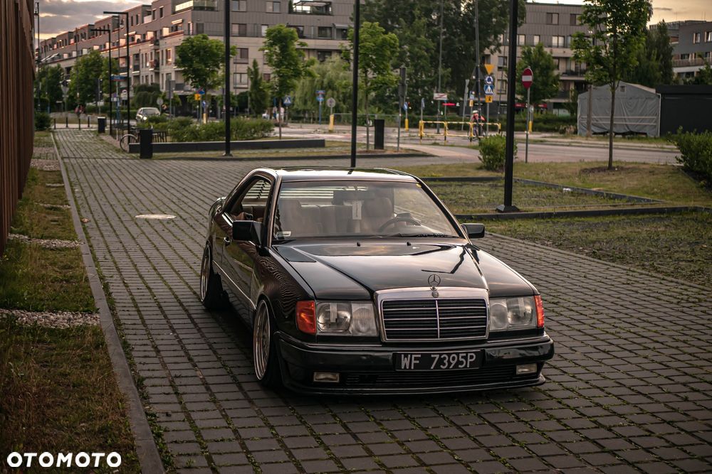 Mercedes-Benz W124 (1984-1993) - 10