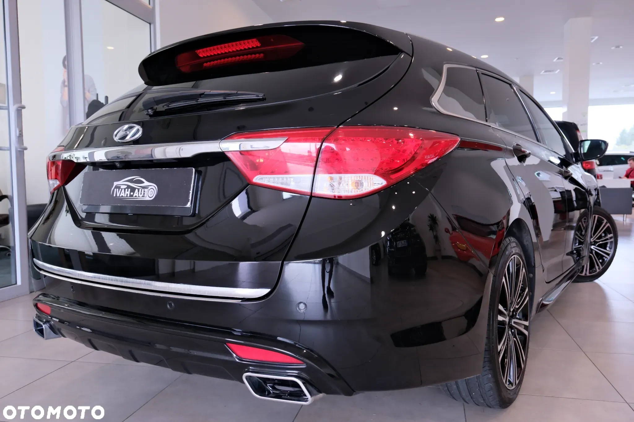 Hyundai i40 Kombi 1.7 CRDi DCT Premium - 16