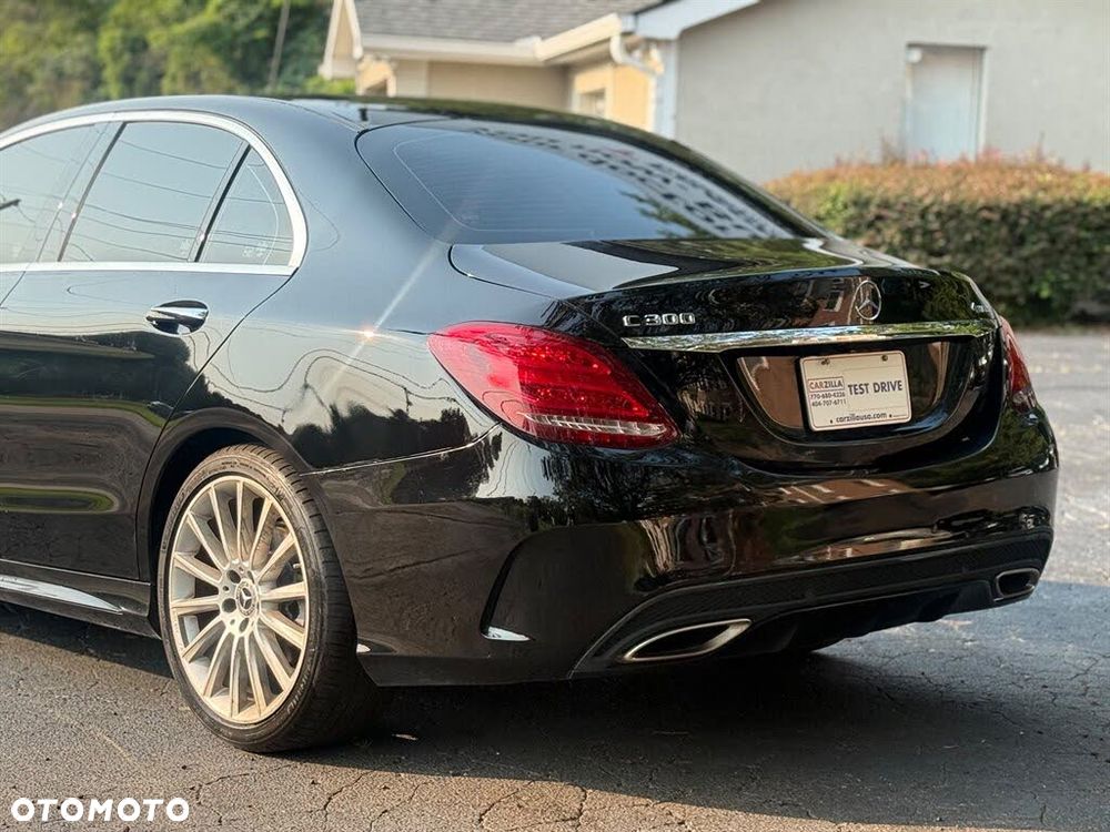 Mercedes-Benz Klasa C 300 9G-TRONIC - 10