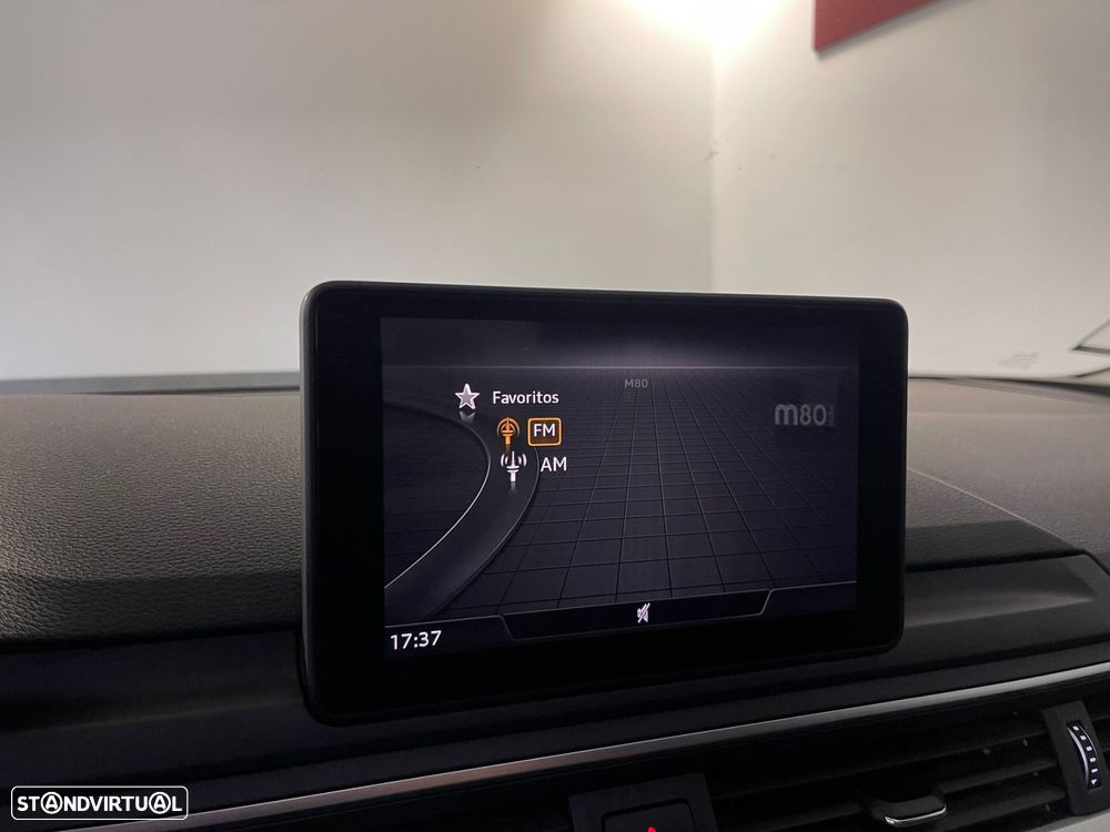 Audi A4 Avant 2.0 TDI S tronic - 23