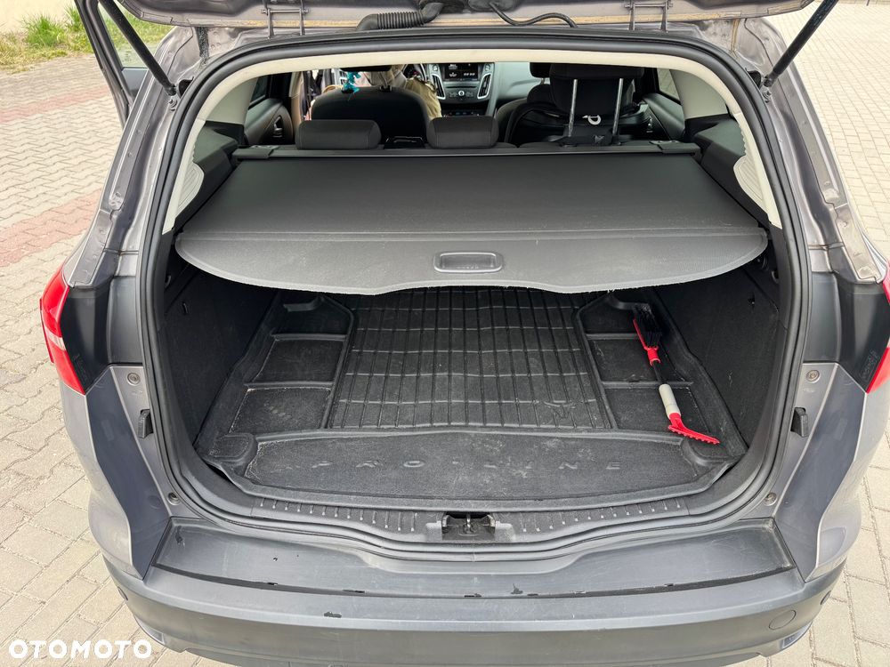 Ford Focus 1.0 EcoBoost Titanium - 12