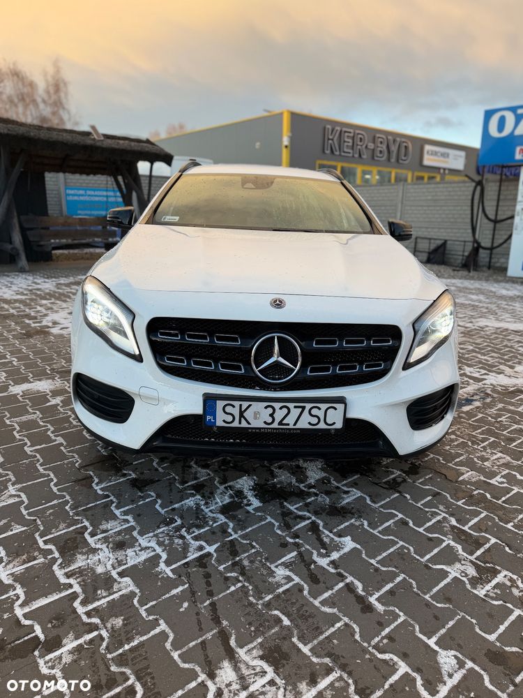 Mercedes-Benz GLA 220 4-Matic AMG Line - 1