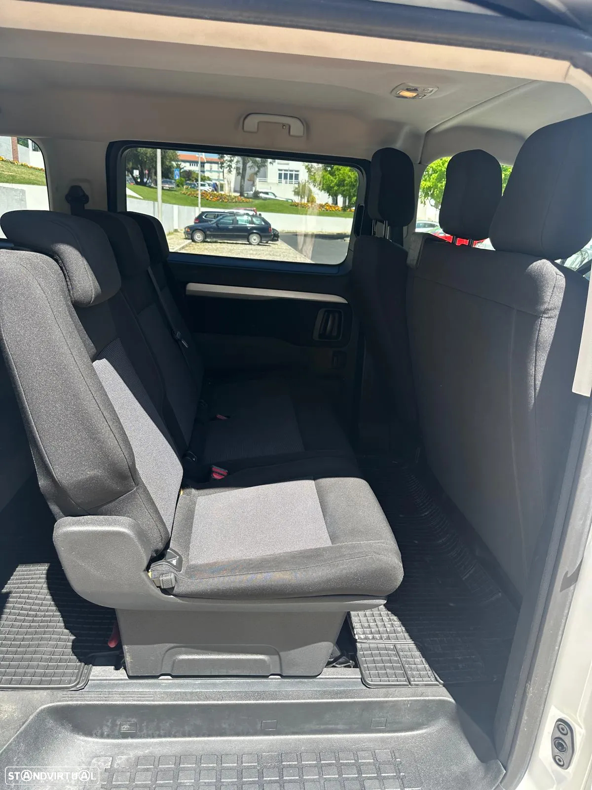 Peugeot Traveller 1.6 BlueHDi L2H1 Active Standard - 22