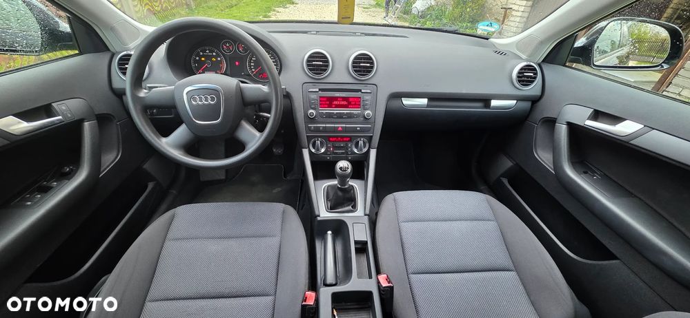Audi A3 Sportback 1.4 TFSI Attraction - 11
