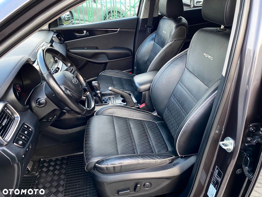Kia Sorento - 13