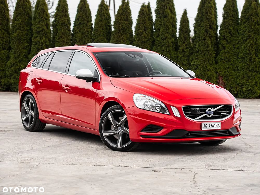 Volvo V60 D5 AWD Geartronic RDesign - 1
