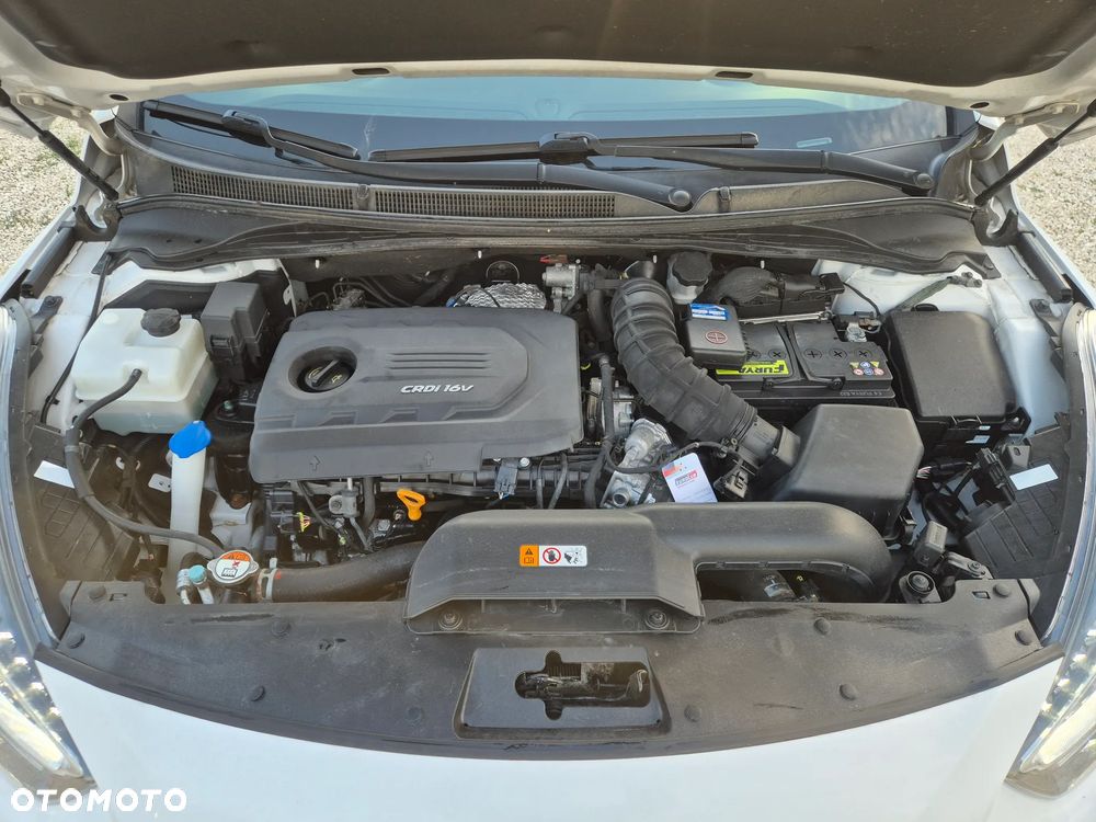 Hyundai i40 Kombi 1.7 CRDi Premium - 18