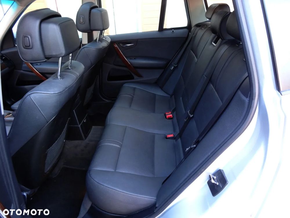 BMW X3 xDrive20d Edition Exclusive - 24