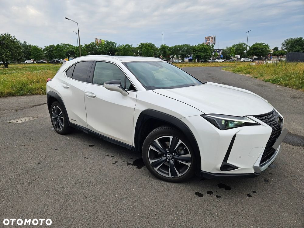 Lexus UX - 1