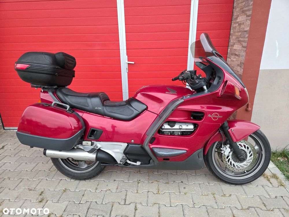 Honda ST - 1