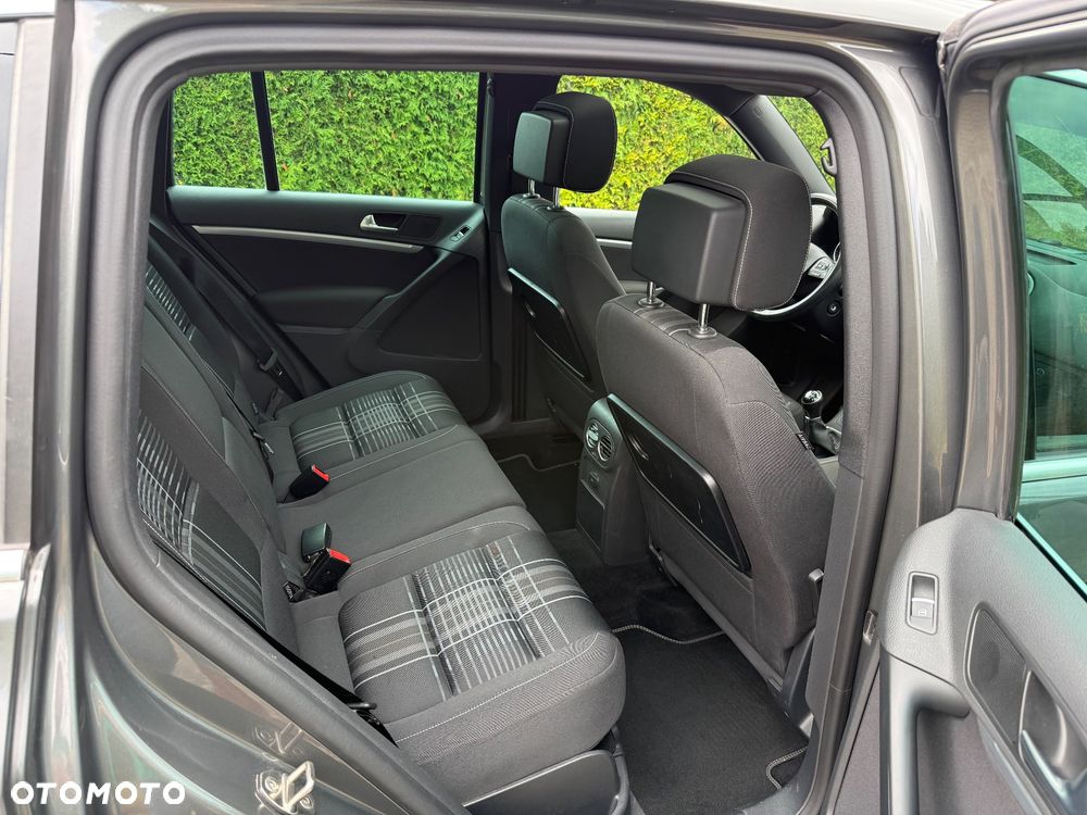 Volkswagen Tiguan 2.0 TDI SCR R-Line - 13