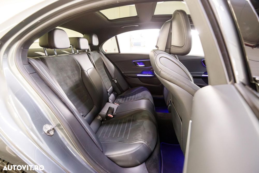 Mercedes-Benz C 300 4Matic 9G-TRONIC Edition AMG Line - 14