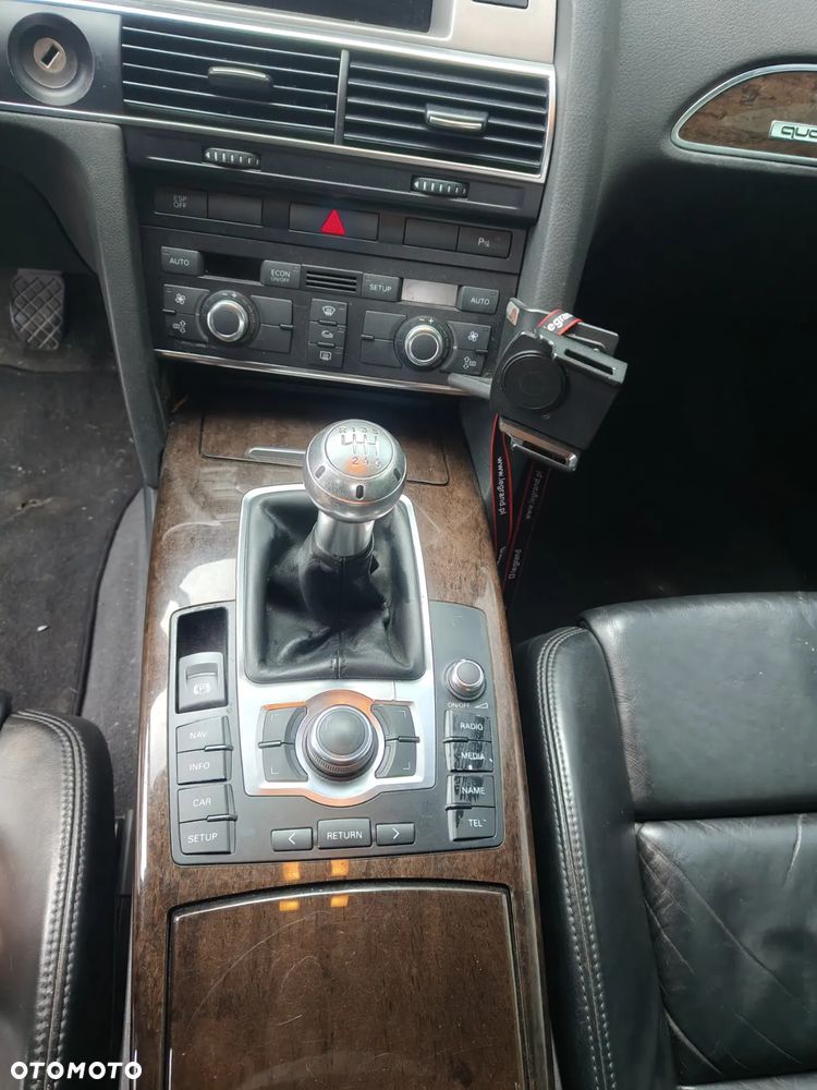 Audi A6 Avant ver-3-2-fsi-quattro - 12