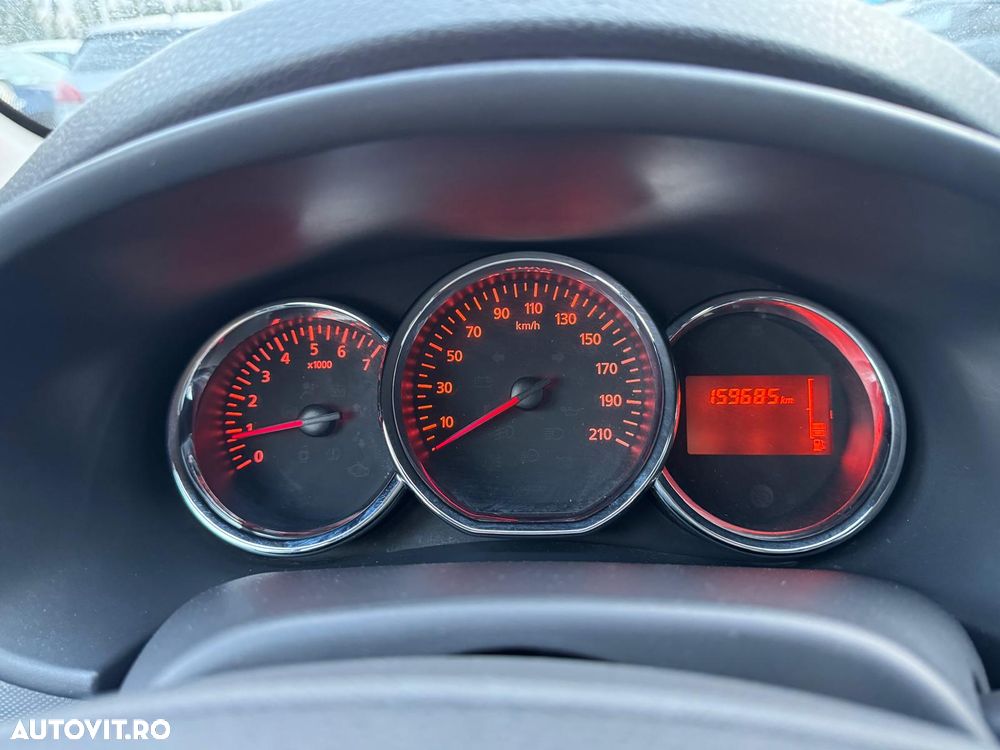 Dacia Logan TCe 90 Prestige - 13