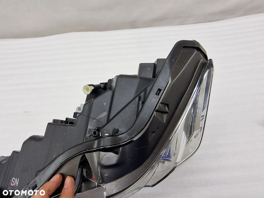 LEXUS IS200 III / IS300 FULL LED 13- LEWA LAMPA PRZEDNIA PRZÓD , NR KOITO 53-89 , NR AUKCJI LL339 - 11