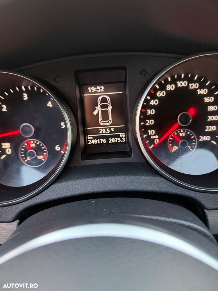 Volkswagen Golf 2.0 TDI DPF Sportline - 19