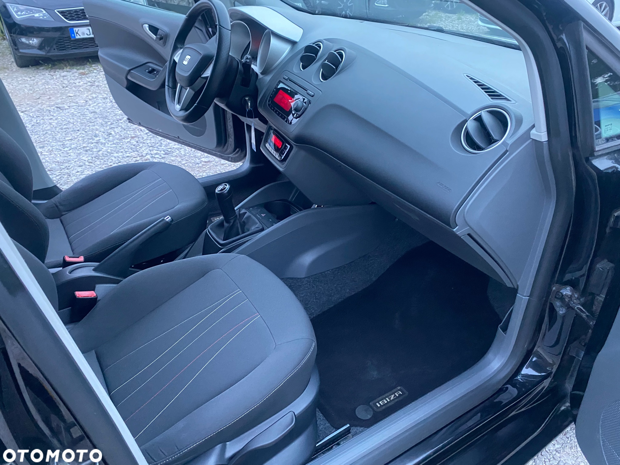 Seat Ibiza 1.4 16V Style - 29