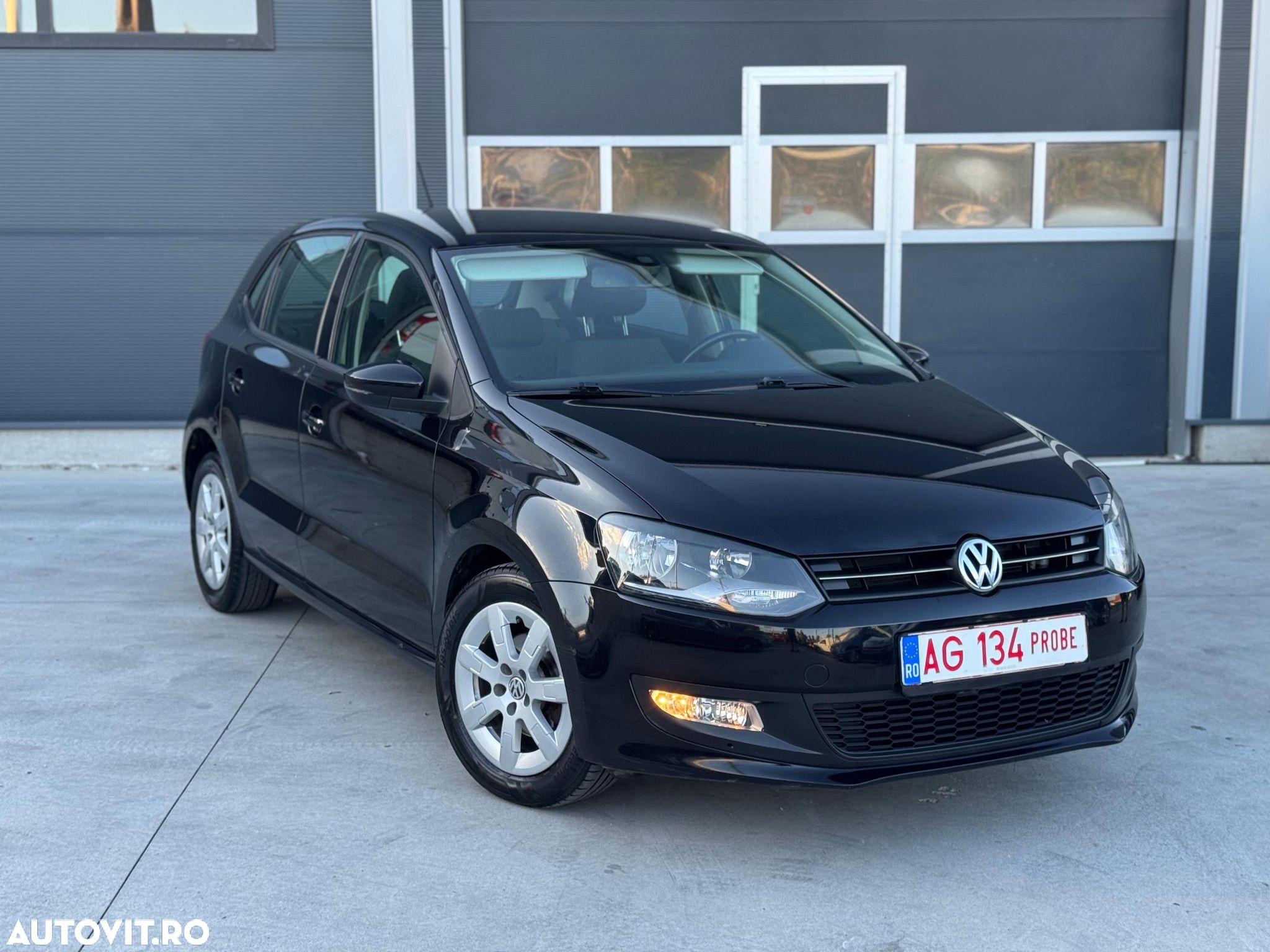 Volkswagen Polo 1.6 TDI DPF Trendline BlueMotion Technology - 1