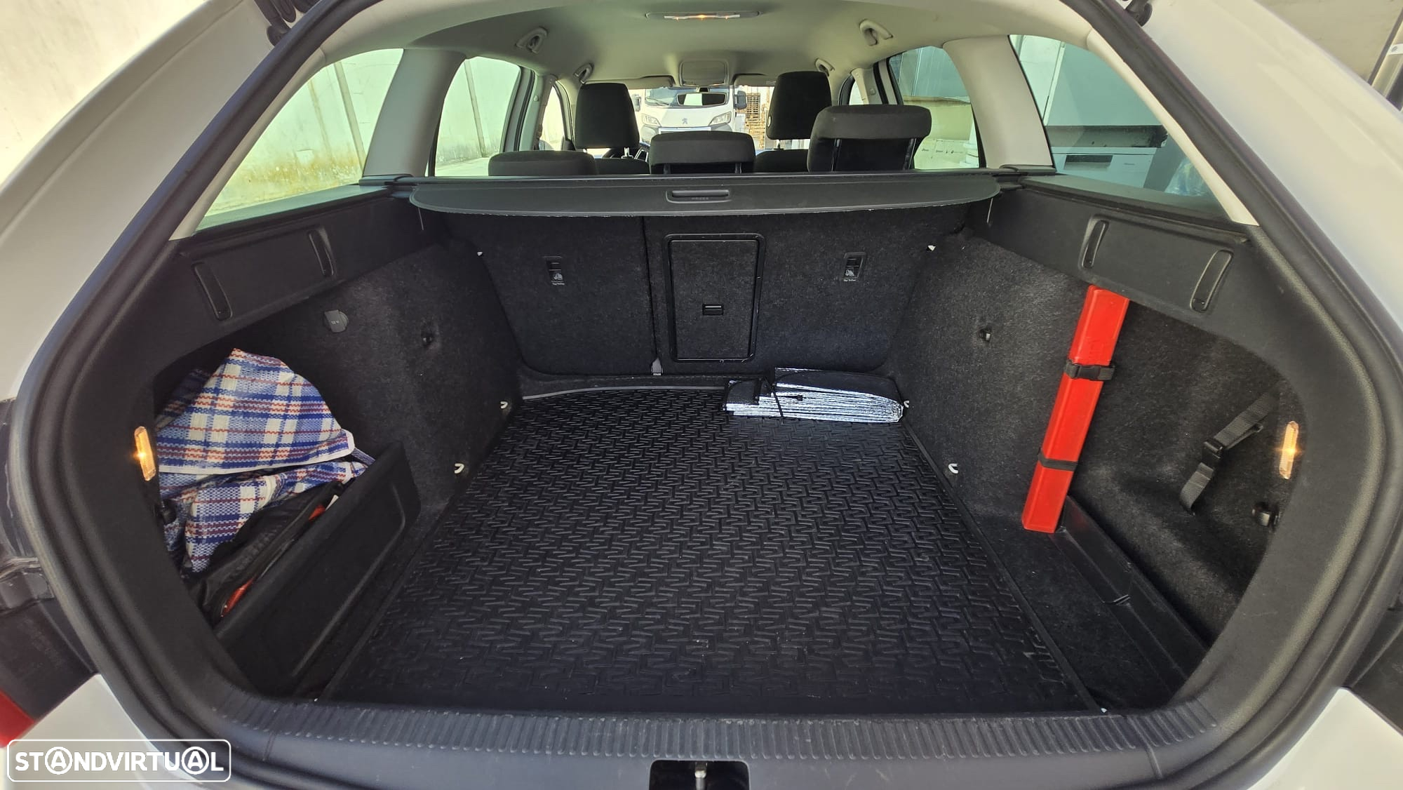 Skoda Octavia Break 1.6 TDi Business Line - 10