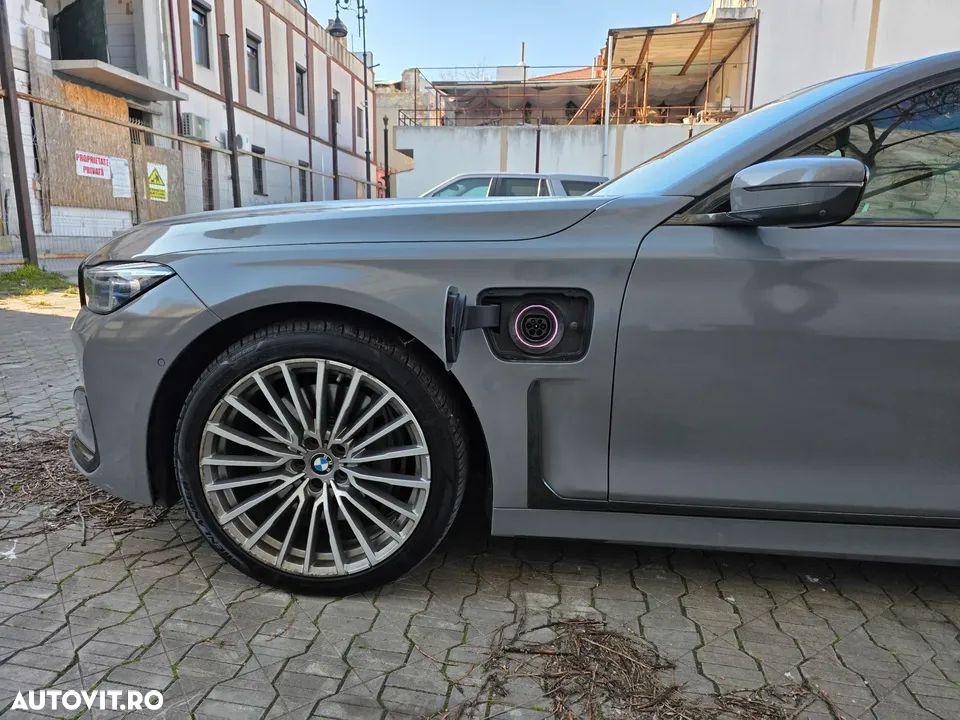 BMW Seria 7 745e AT PHEV - 14