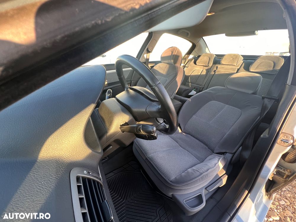 Peugeot 407 1.6HDi SR Confort - 22