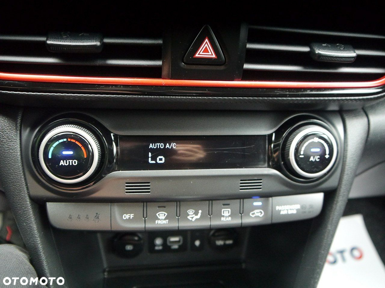 Hyundai Kona - 30