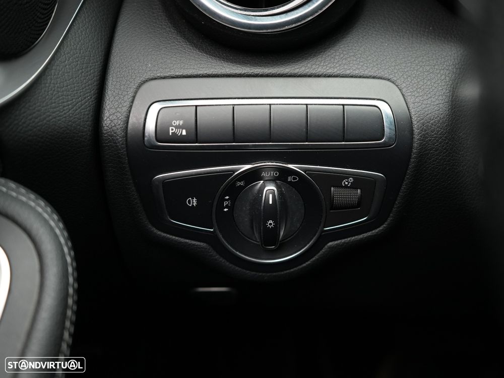 Mercedes-Benz C 350 - 25