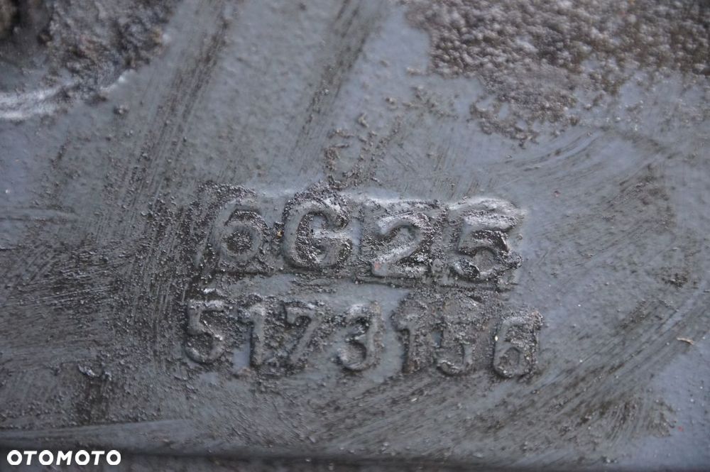 OBUDOWA TRAKTOR NEW HOLLAND 8360 5173156 - 2