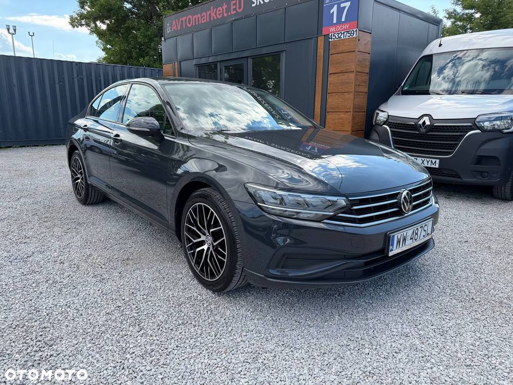 Volkswagen Passat - 2