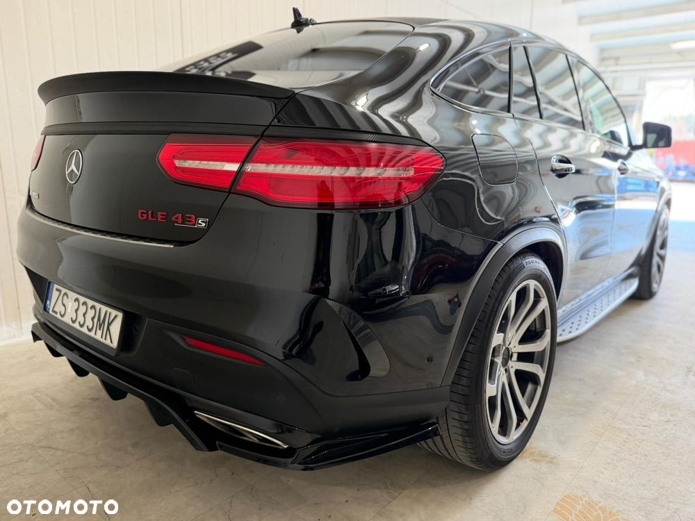 Mercedes-Benz GLE - 21