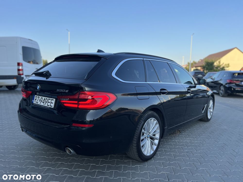 BMW Seria 5 530d xDrive - 4
