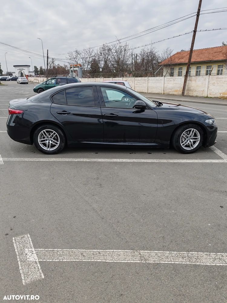 Alfa Romeo Giulia - 7