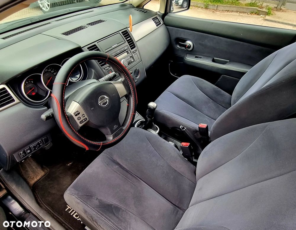 Nissan Tiida 1.6 Acenta - 9
