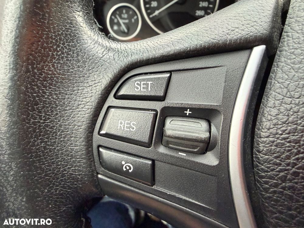 BMW Seria 3 - 25