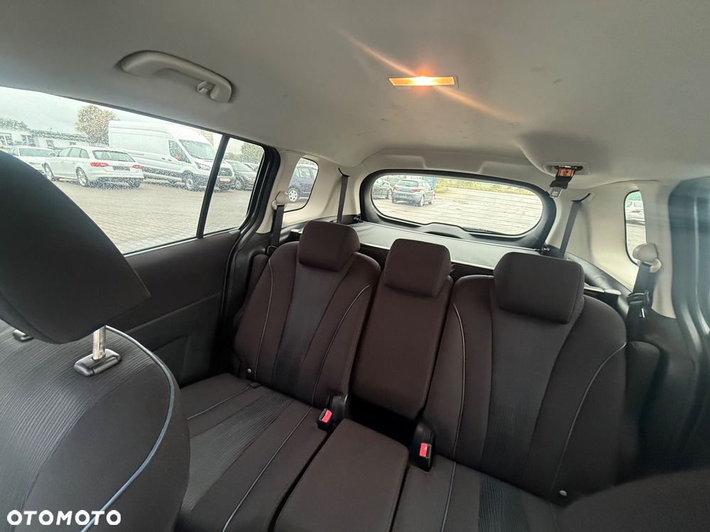 Mazda 5 2.0 MZR-DISI i-stop Sendo - 13