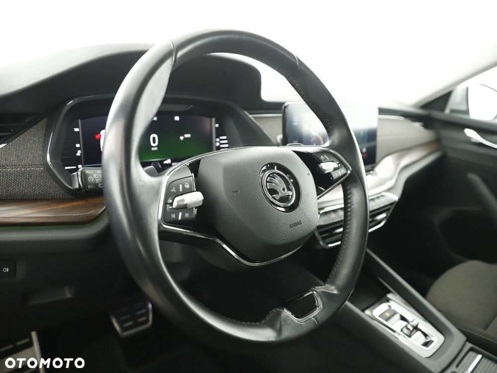 Skoda Octavia 2.0 TDI 4x4 Scout DSG - 12