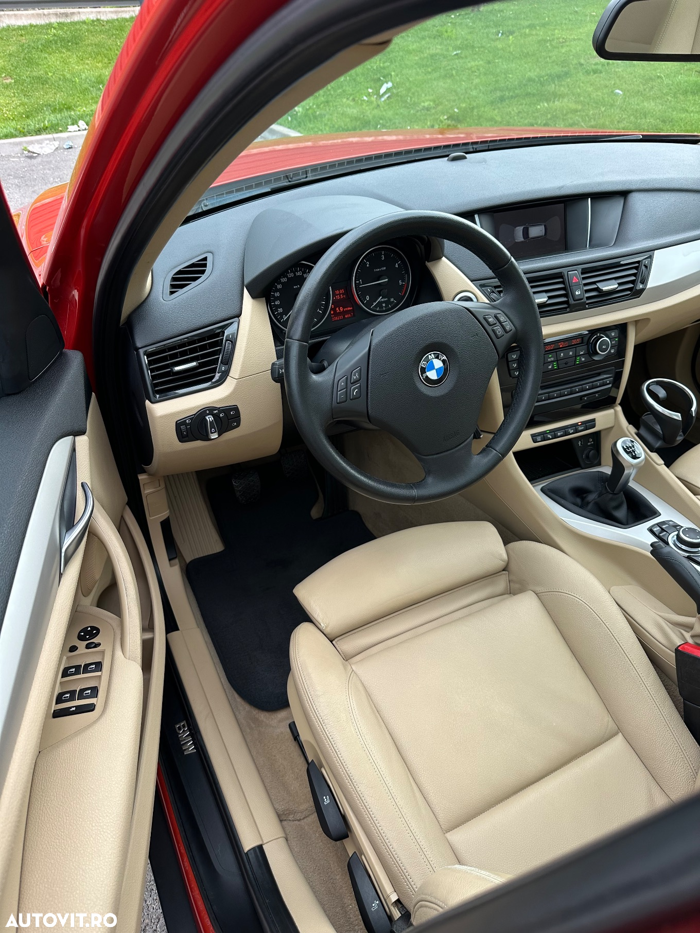 BMW X1 xDrive18d - 10
