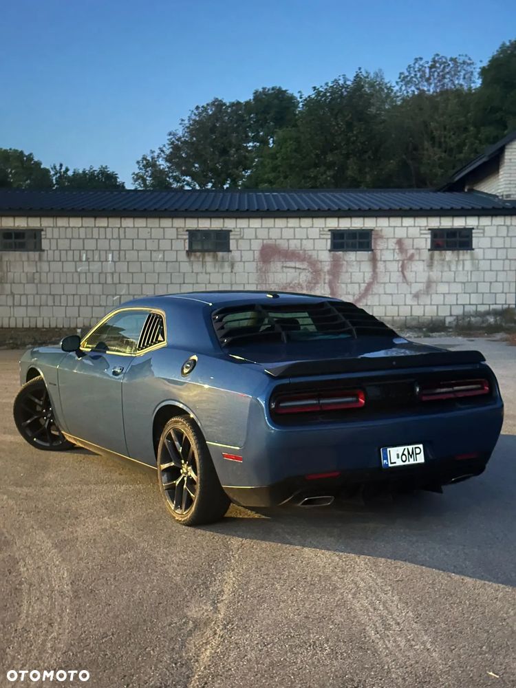 Dodge Challenger 5.7 R/T - 7