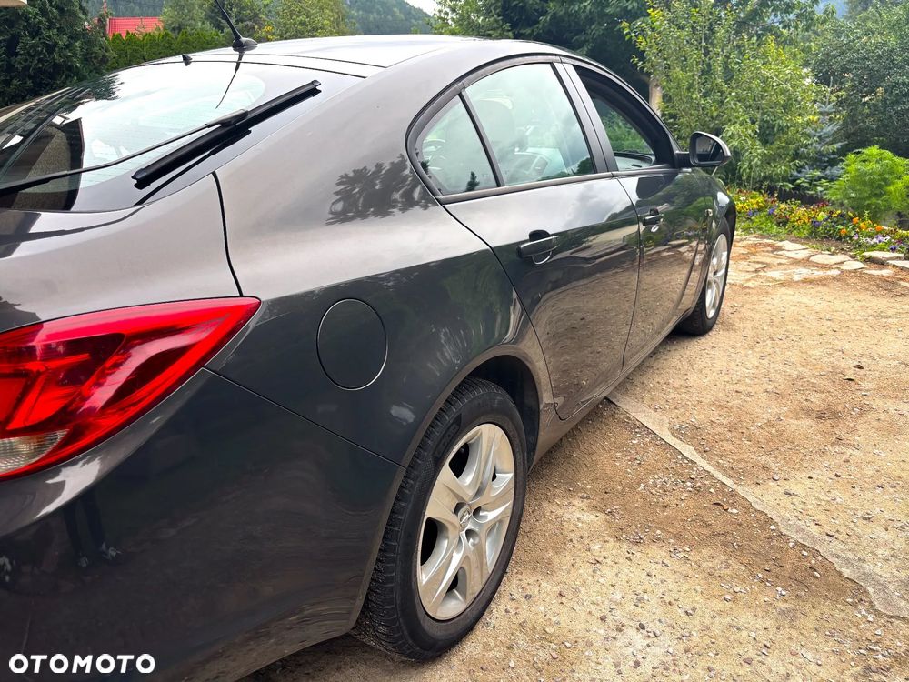 Opel Insignia 1.4 T Active S&S - 11