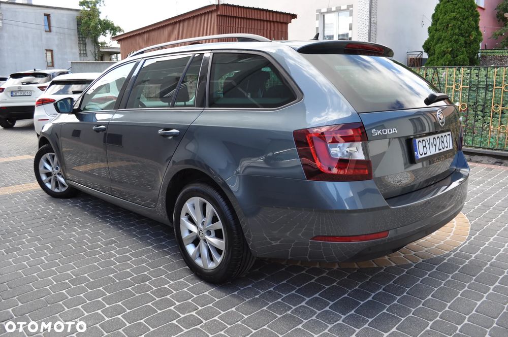Skoda Octavia 1.6 TDI DSG Premium Edition - 7