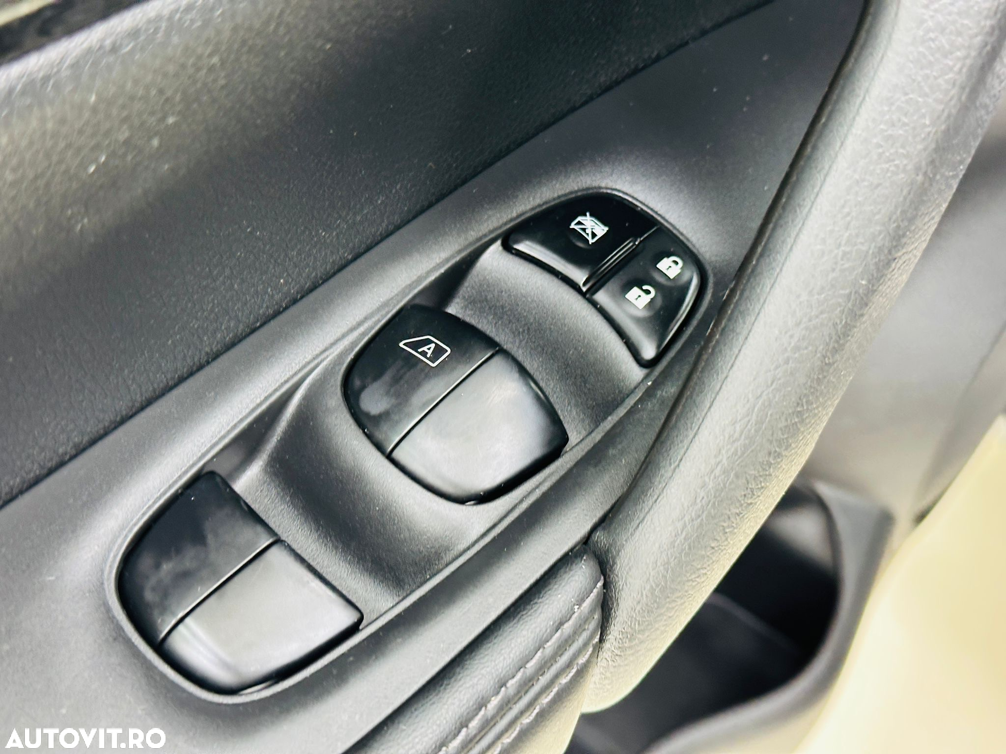 Nissan X-Trail - 16