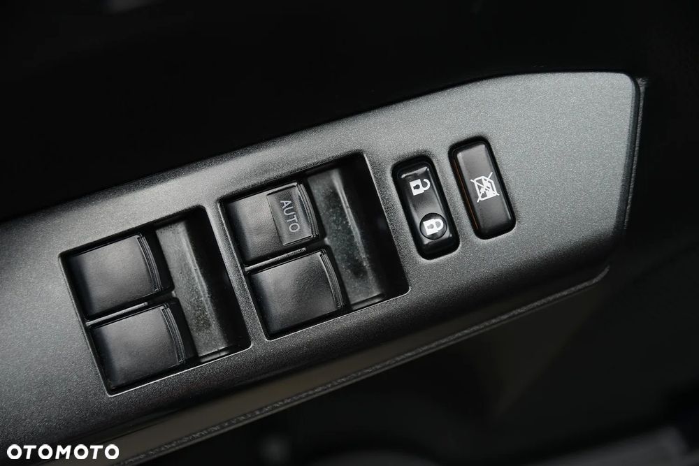 Toyota RAV4 2.0 4x4 Start&Stop CVT Executive - 25