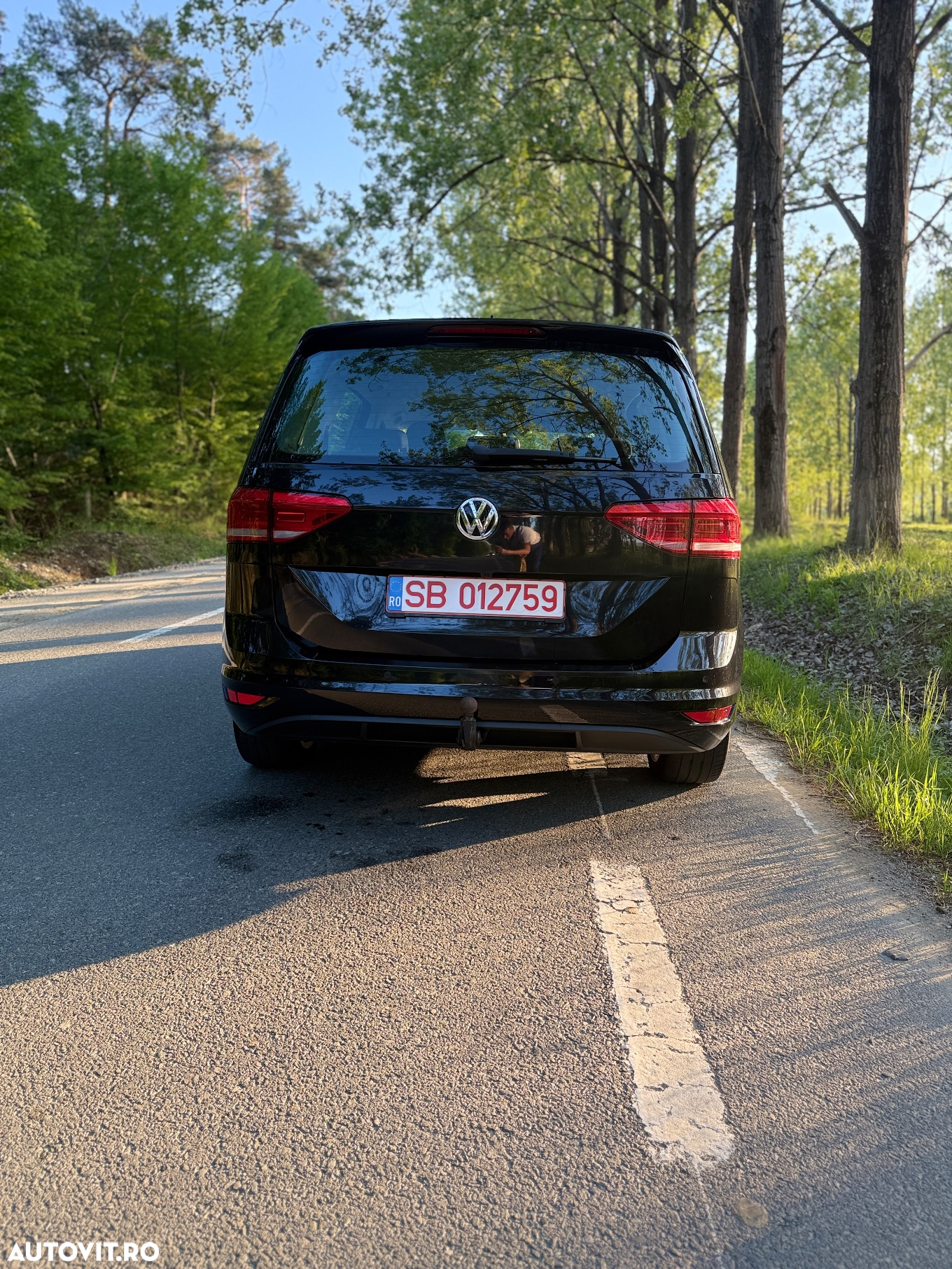 Volkswagen Touran 1.6 TDI DSG Comfortline - 12