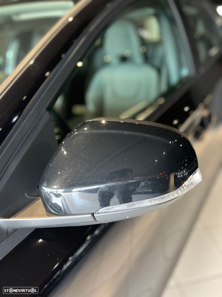 Volvo V40 Cross Country 2.0 D3 - 11