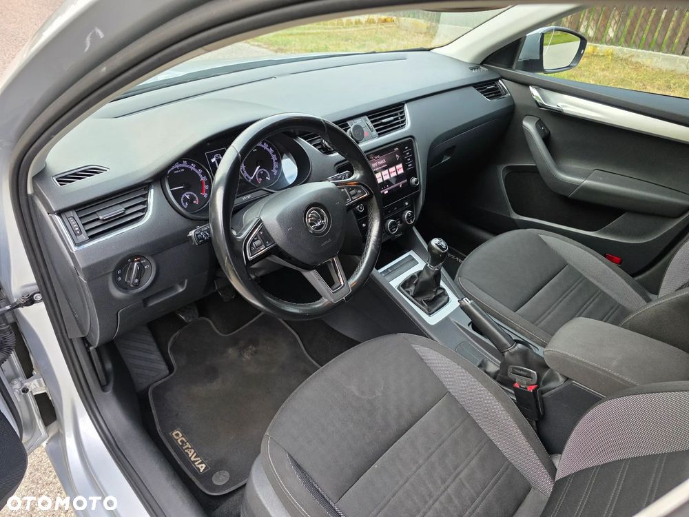 Skoda Octavia 1.6 TDI Ambition - 6