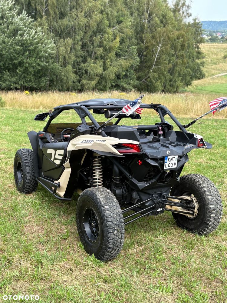Can-Am Maverick - 13